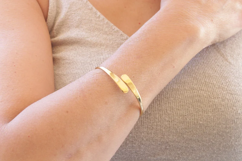 holiday bracelet gifts for women -GOLD BRACELET