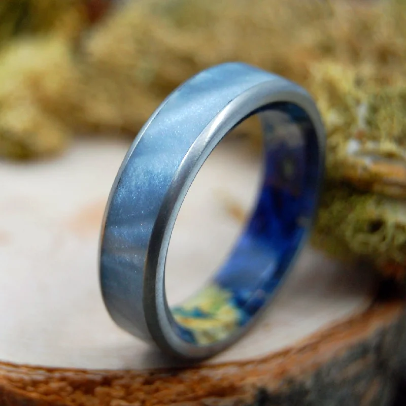 unique gold wedding rings -Oceania | Men's Gray Marbled Opalescent, Dark Blue Box Elder Wood & Titanium Wedding Ring