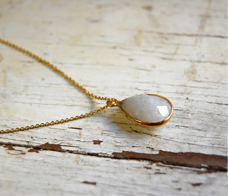 luxury designer necklaces -Moonstone | Cut pendant necklace | 24k Gold-plated