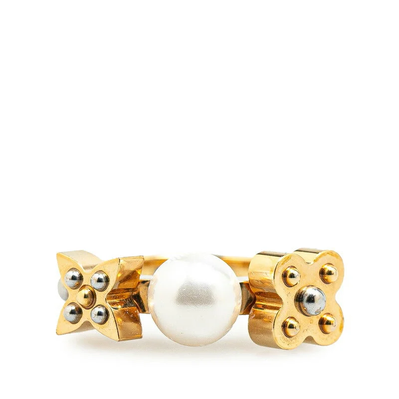 engagement rings with vintage appeal -Louis Vuitton Charmy Pearl Ring Gold Plated