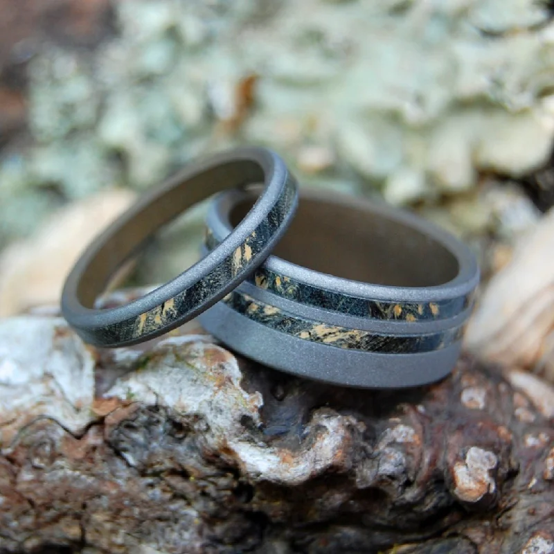 women rings -She Walked In And Bam! | Black Box Elderwood - Men's & Women's Wedding Ring Set