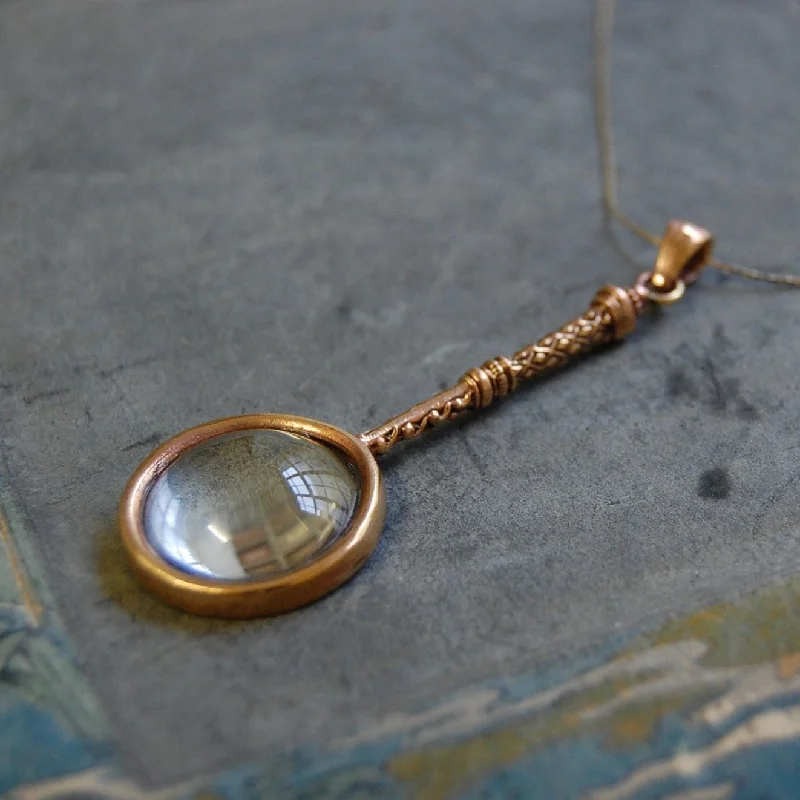 women necklace -magnifying glass pendant | bronze