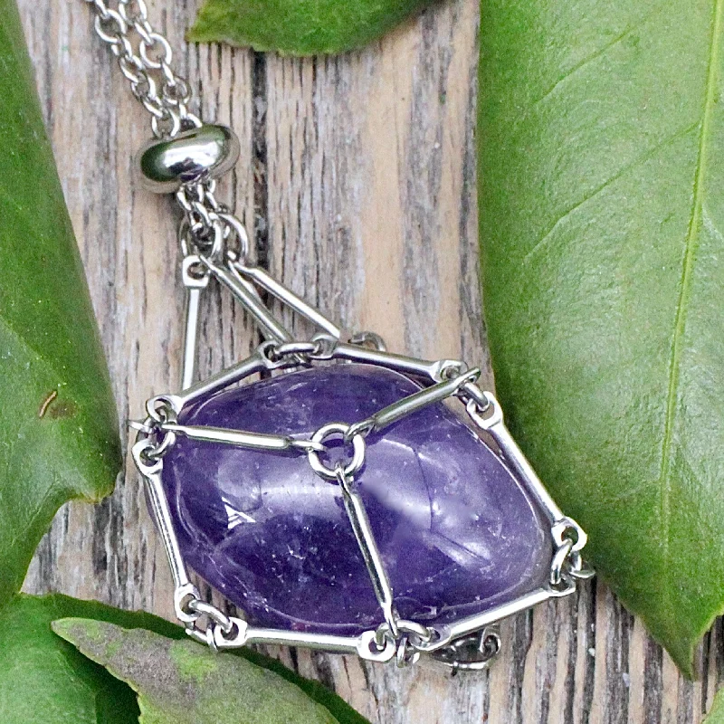 trendy necklaces for special occasions -Amethyst Crystal Holder Necklace