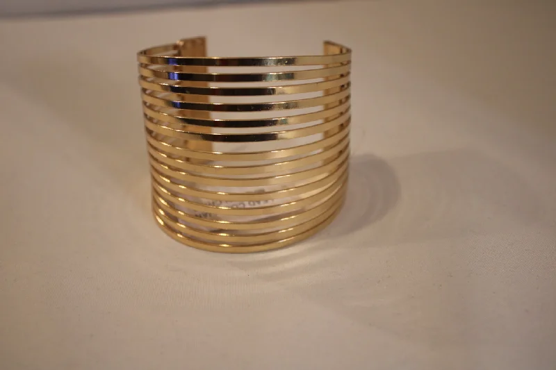 Gold Wire Cuff