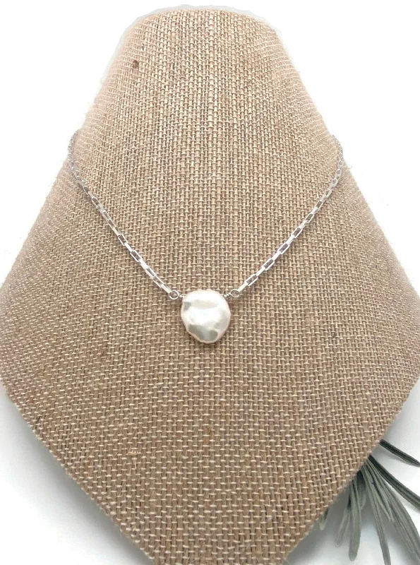 giftable personalized necklaces -Simple Petal Pearl Necklace