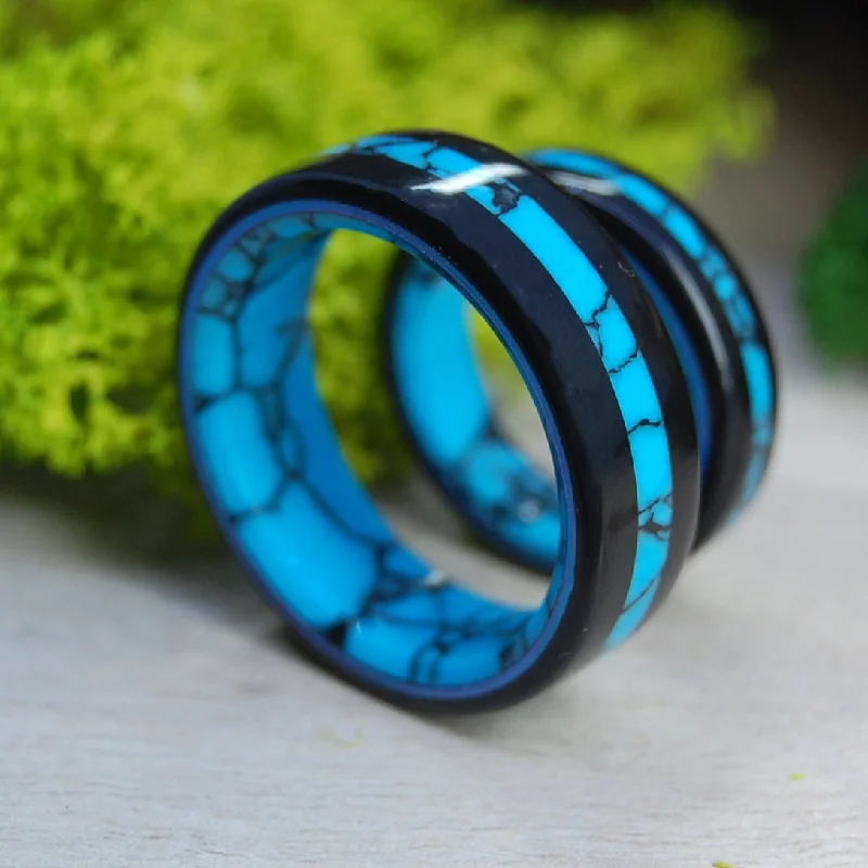 delicate rings for women -Arizona Turquoise In An Onyx Night | Stone & Titanium Wedding Ring